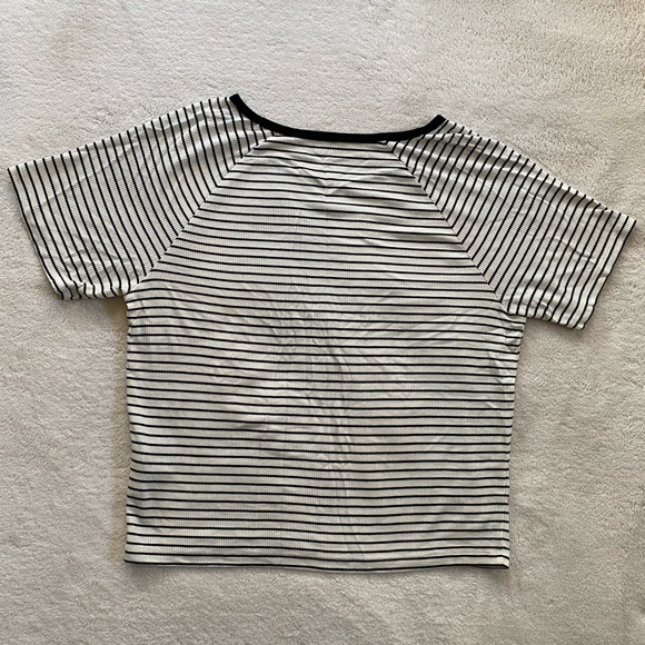Ribbed, black and white striped T, American Eagle, L - Picture 2 of 3